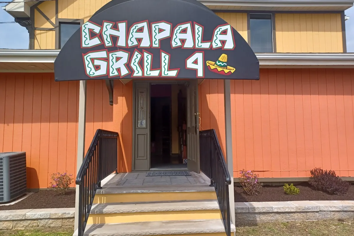 Chapala Grill 4 storefront and entrance on Lakeside Boulevard in Hopatcong, NJ