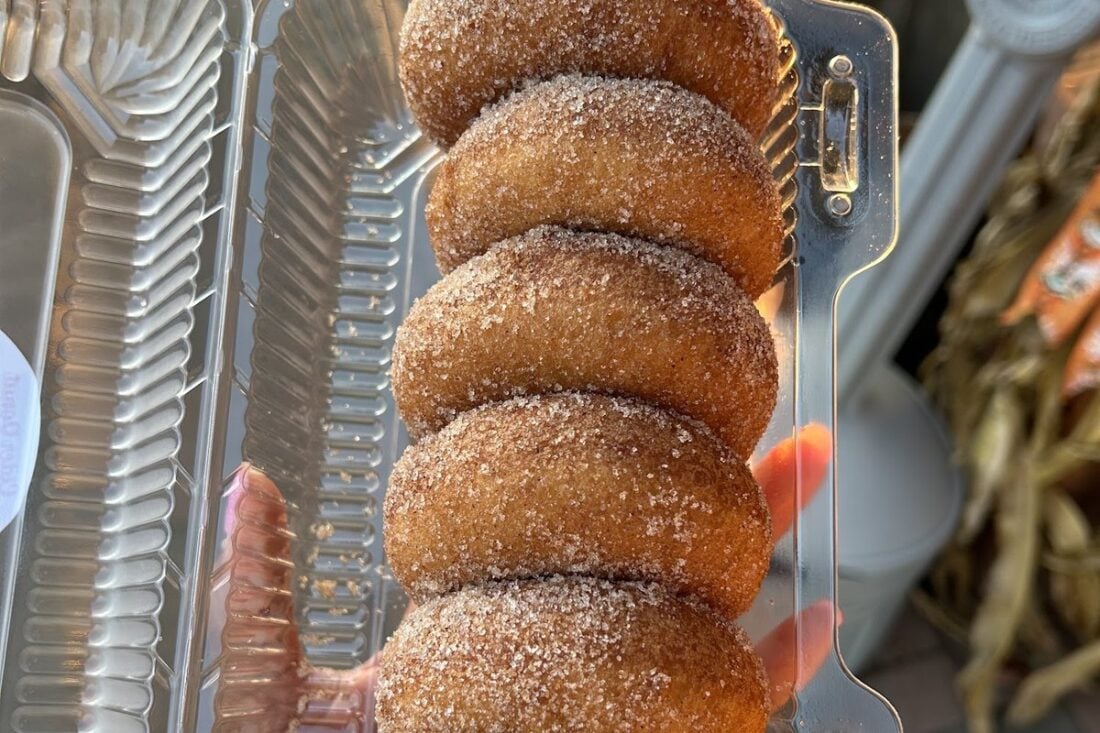 Stack of sugar-coated apple cider donuts from Heaven Hill Farm in Vernon, NJ