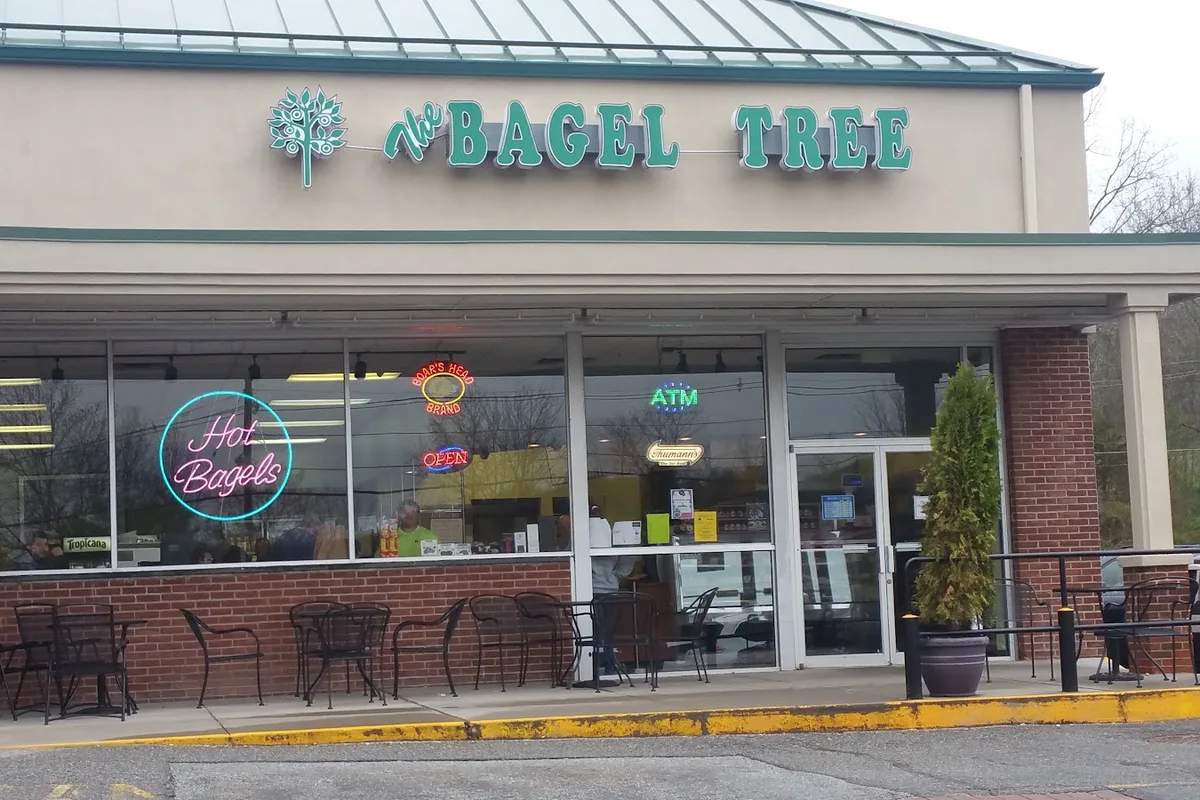 The Bagel Tree storefront on Route 23 in Franklin, NJ